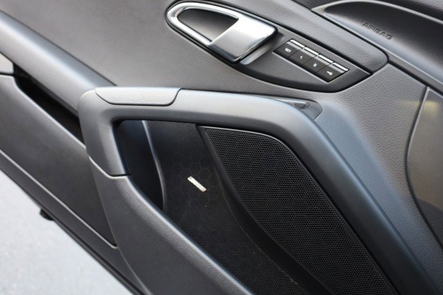 Used 2014 Porsche Cayman image 36