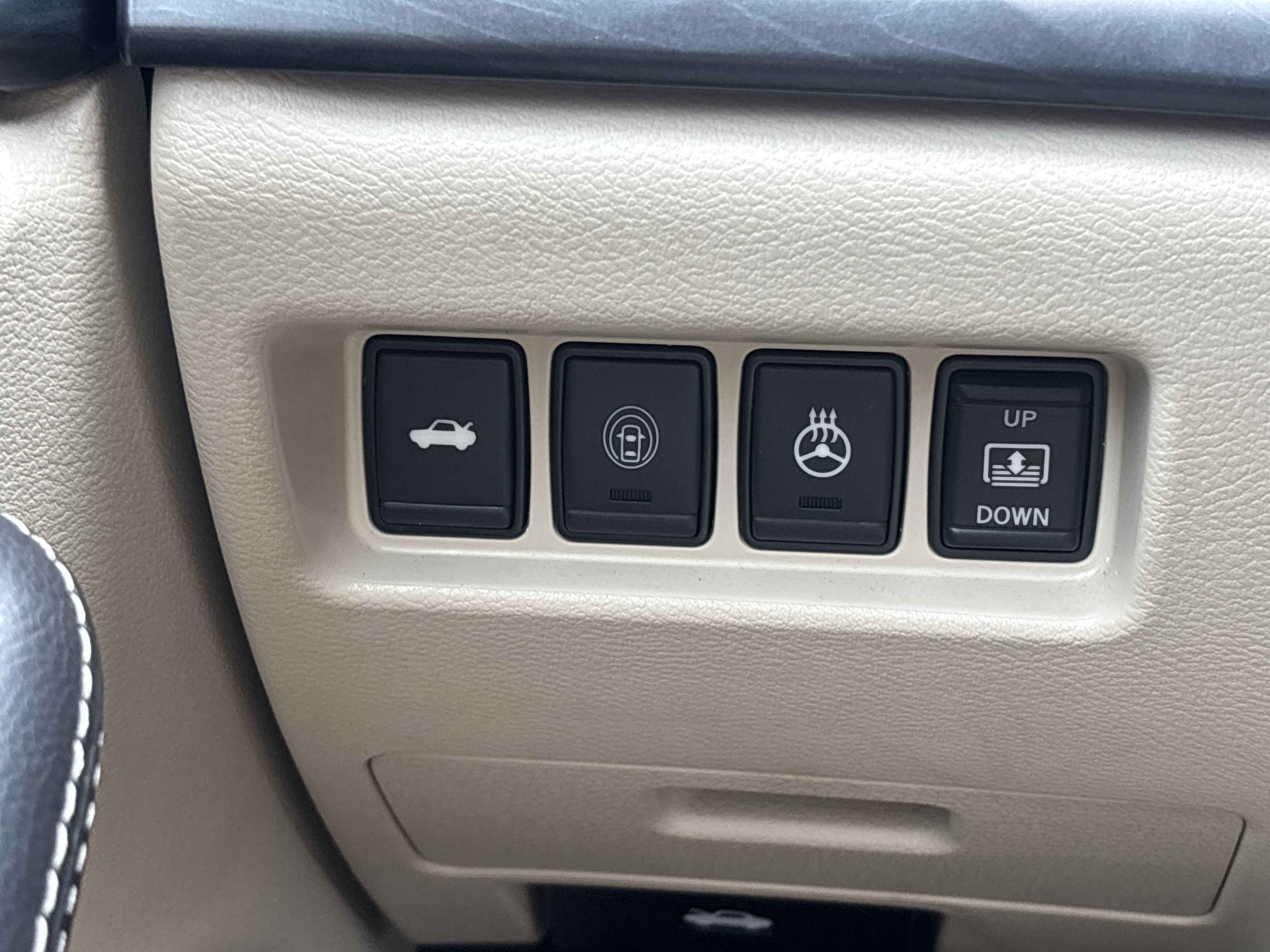 Used 2021 Nissan Maxima Platinum w/ Sport Mat Group FWD image 13