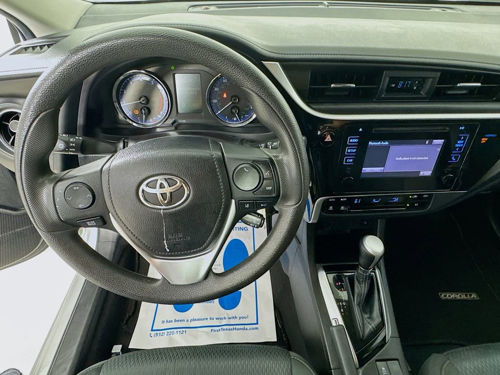 Used 2019 Toyota Corolla LE FWD image 12