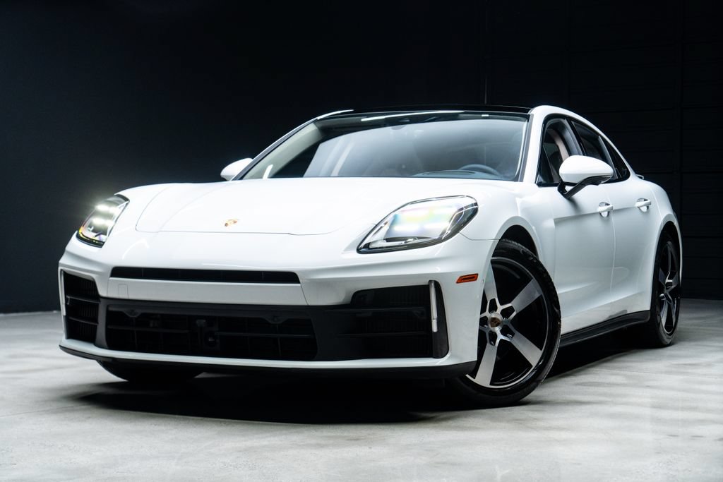 Used 2025 Porsche Panamera w/ Premium Package RWD image 2