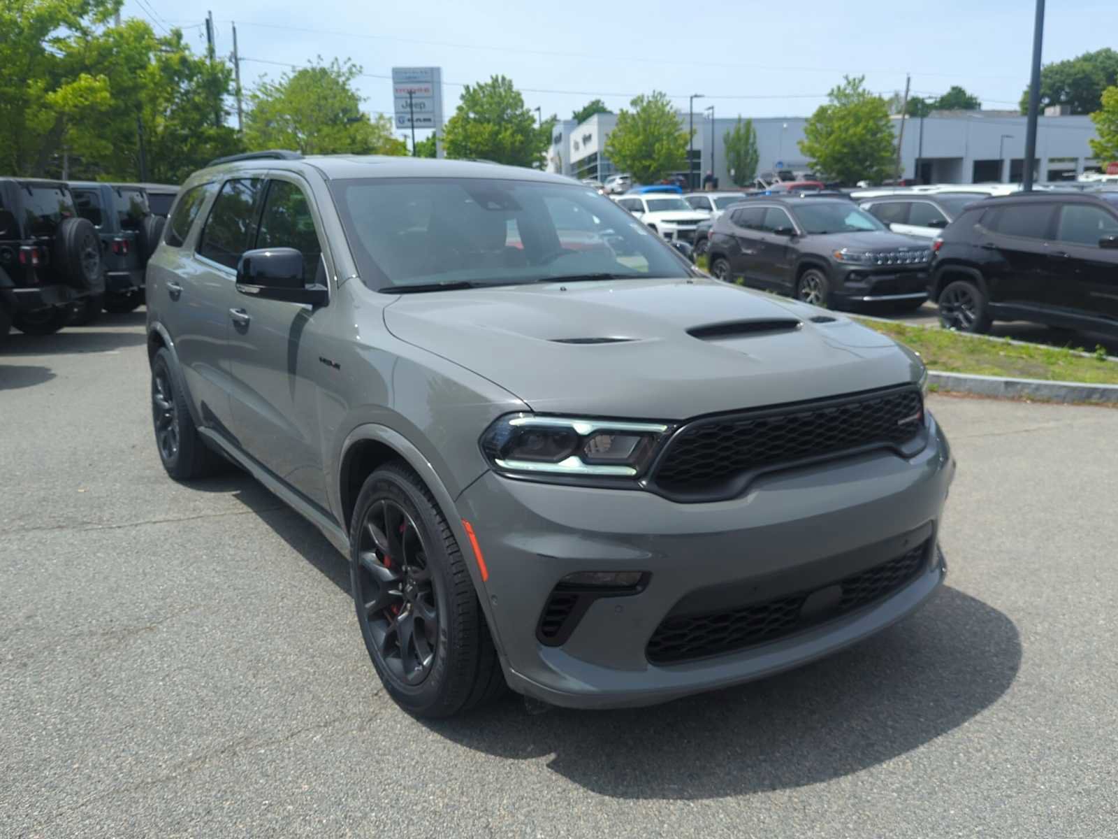 Used 2023 Dodge Durango R/T w/ Tow 'N Go Package AWD/4WD image 8