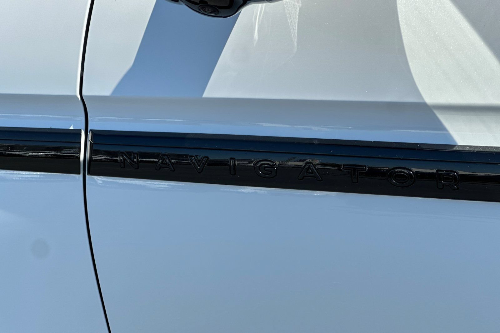 New 2026 Lincoln Navigator Reserve w/ Jet Appearance Package AWD/4WD image 27