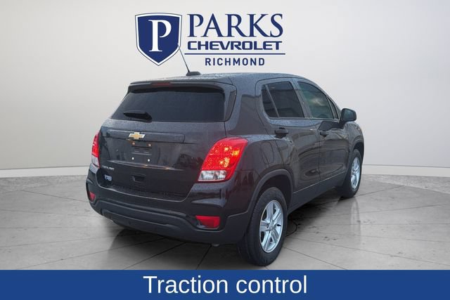 Used 2020 Chevrolet Trax LS w/ Tint and Cruise Package AWD/4WD image 7