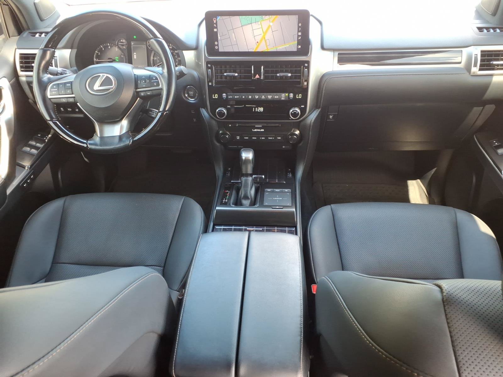 Used 2022 Lexus GX 460 Premium w/ Premium Package AWD/4WD image 17