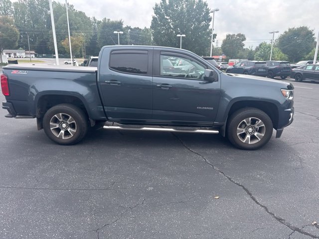 Used 2019 Chevrolet Colorado Z71 AWD/4WD image 2