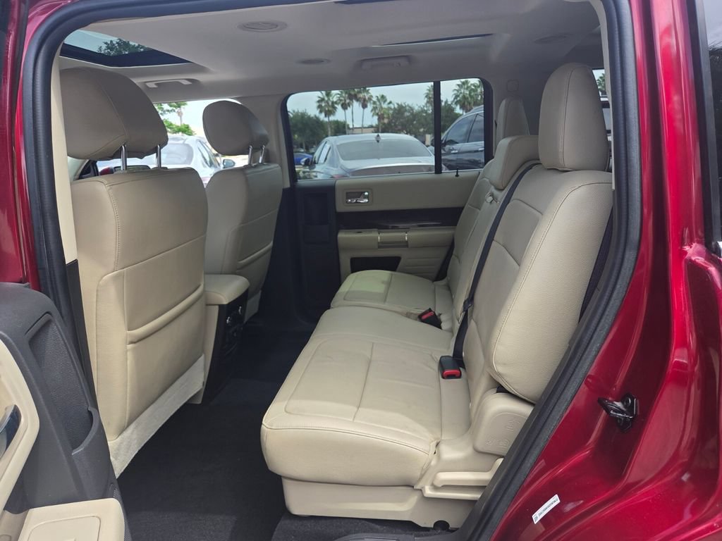 Used 2019 Ford Flex Limited w/ Equipment Group 301A FWD image 11