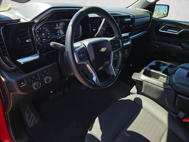Used 2024 Chevrolet Silverado 1500 LT AWD/4WD image 9