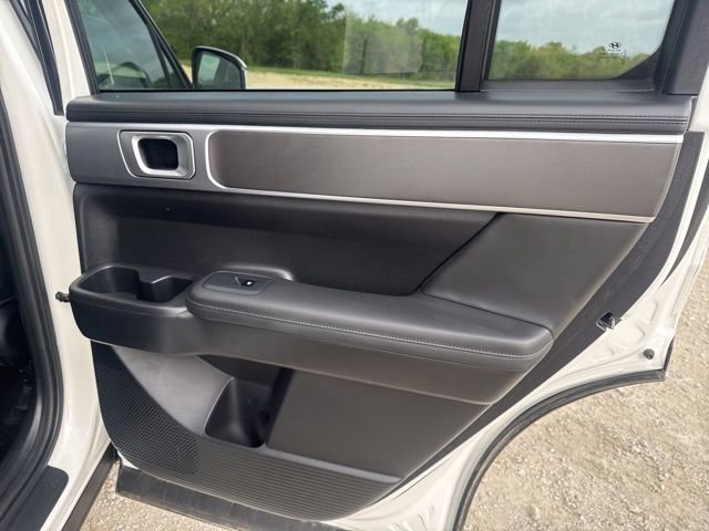 Used 2025 Hyundai Santa Fe SEL image 18