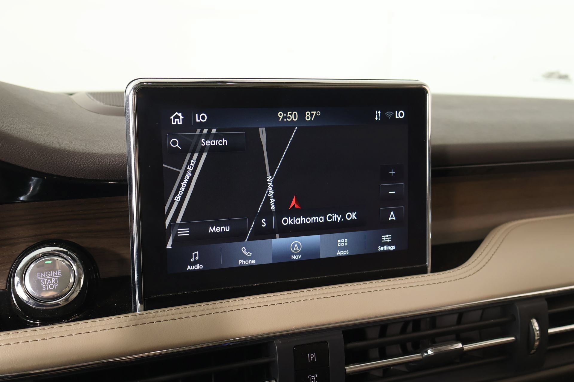 Used 2021 Lincoln Corsair Reserve w/ Elements Package FWD image 7