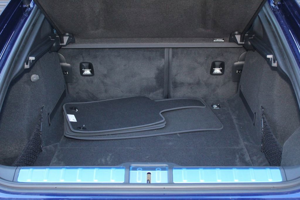 New 2026 Porsche Panamera 4 image 12