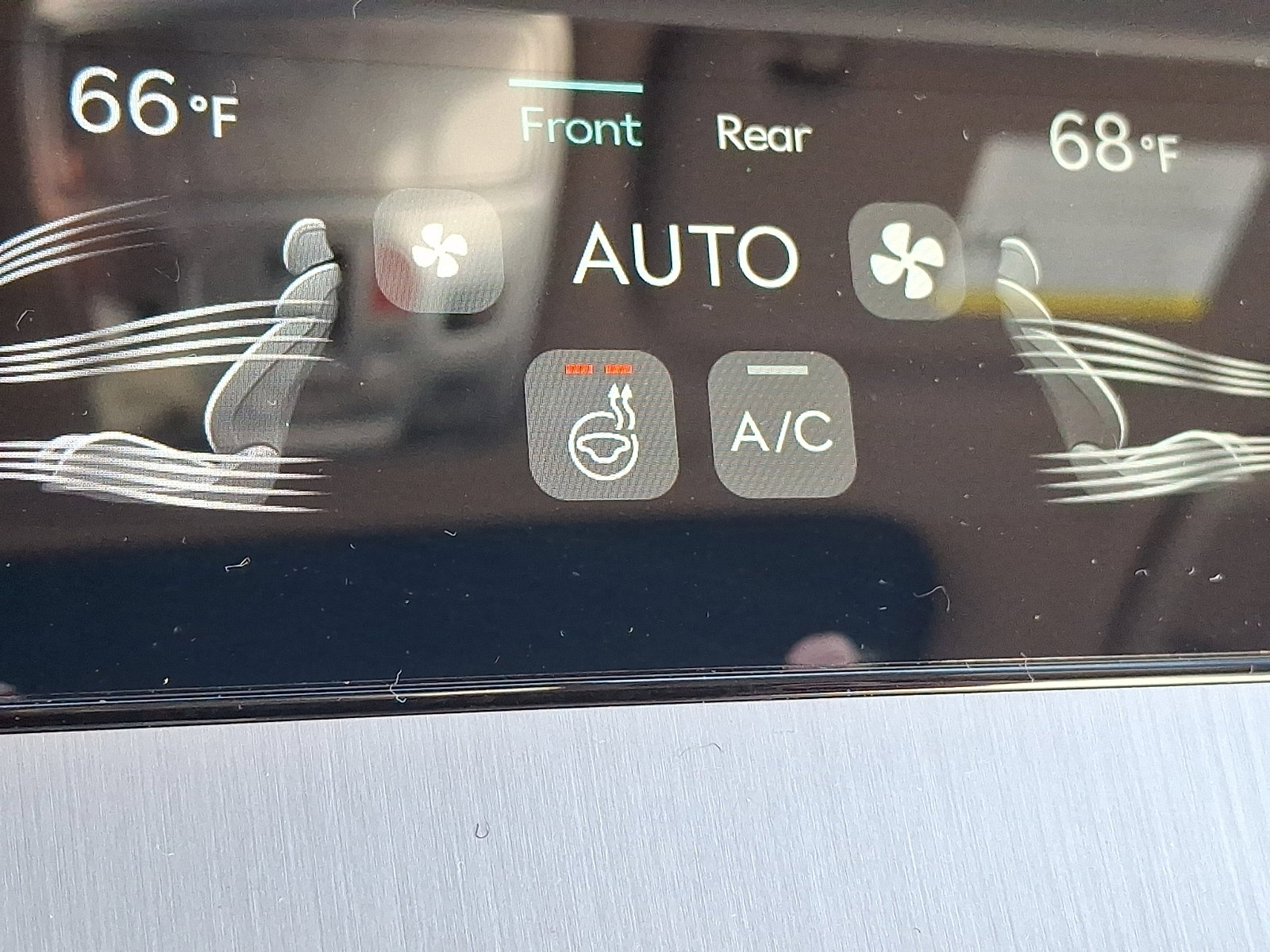 Certified 2026 Genesis GV70 2.5T Advanced AWD/4WD image 25