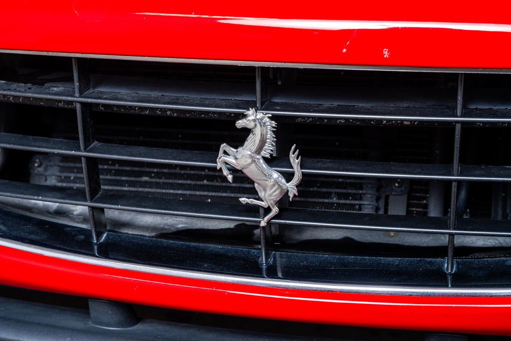 Used 2010 Ferrari California image 19