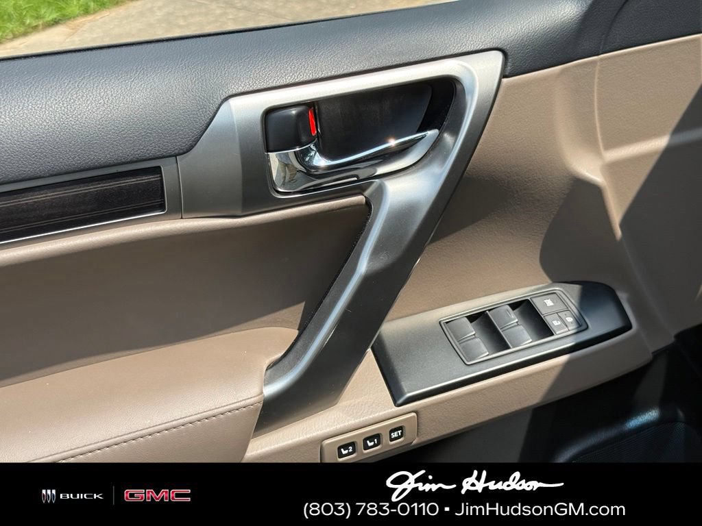 Used 2022 Lexus GX 460 Premium w/ Premium Package AWD/4WD image 22