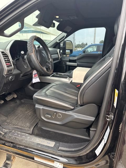 Used 2019 Ford F450 Platinum w/ Platinum Ultimate Package AWD/4WD image 16