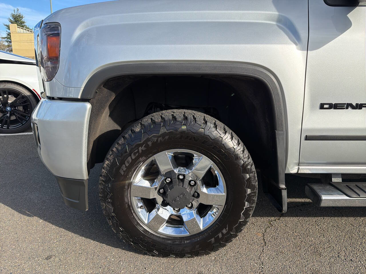 Used 2019 GMC Sierra 2500 Denali w/ Duramax Plus Package image 13