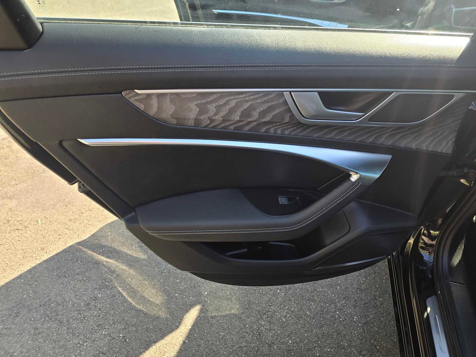 Used 2024 Audi A6 Premium Plus image 18