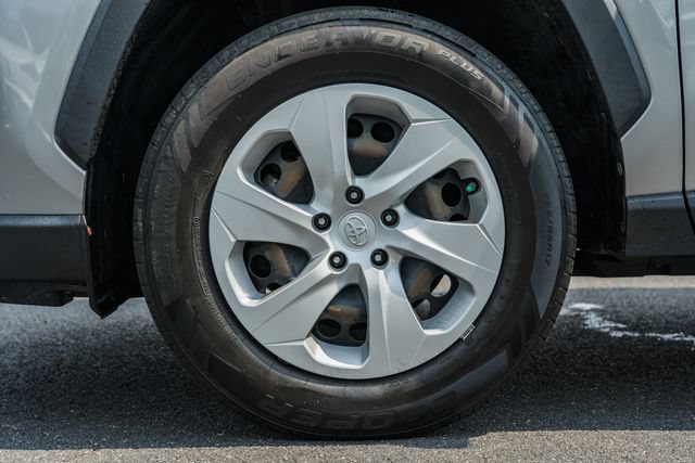 Used 2019 Toyota RAV4 LE w/ All Weather Liner Package AWD/4WD image 15