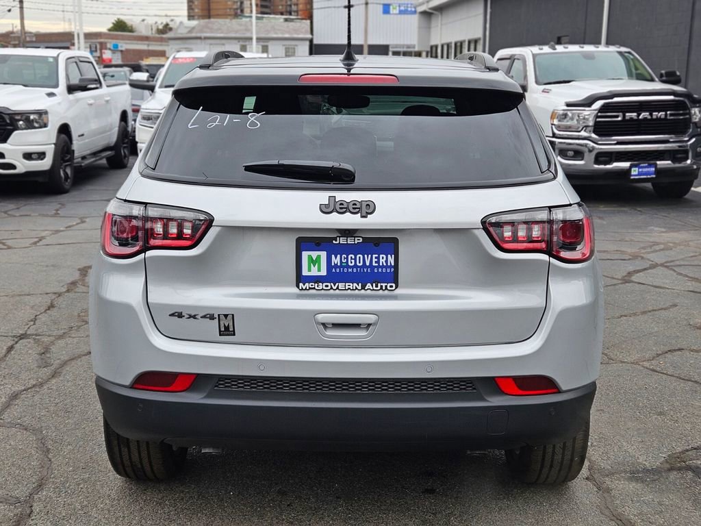 New 2025 Jeep Compass Limited w/ Sun & Sound Group image 4