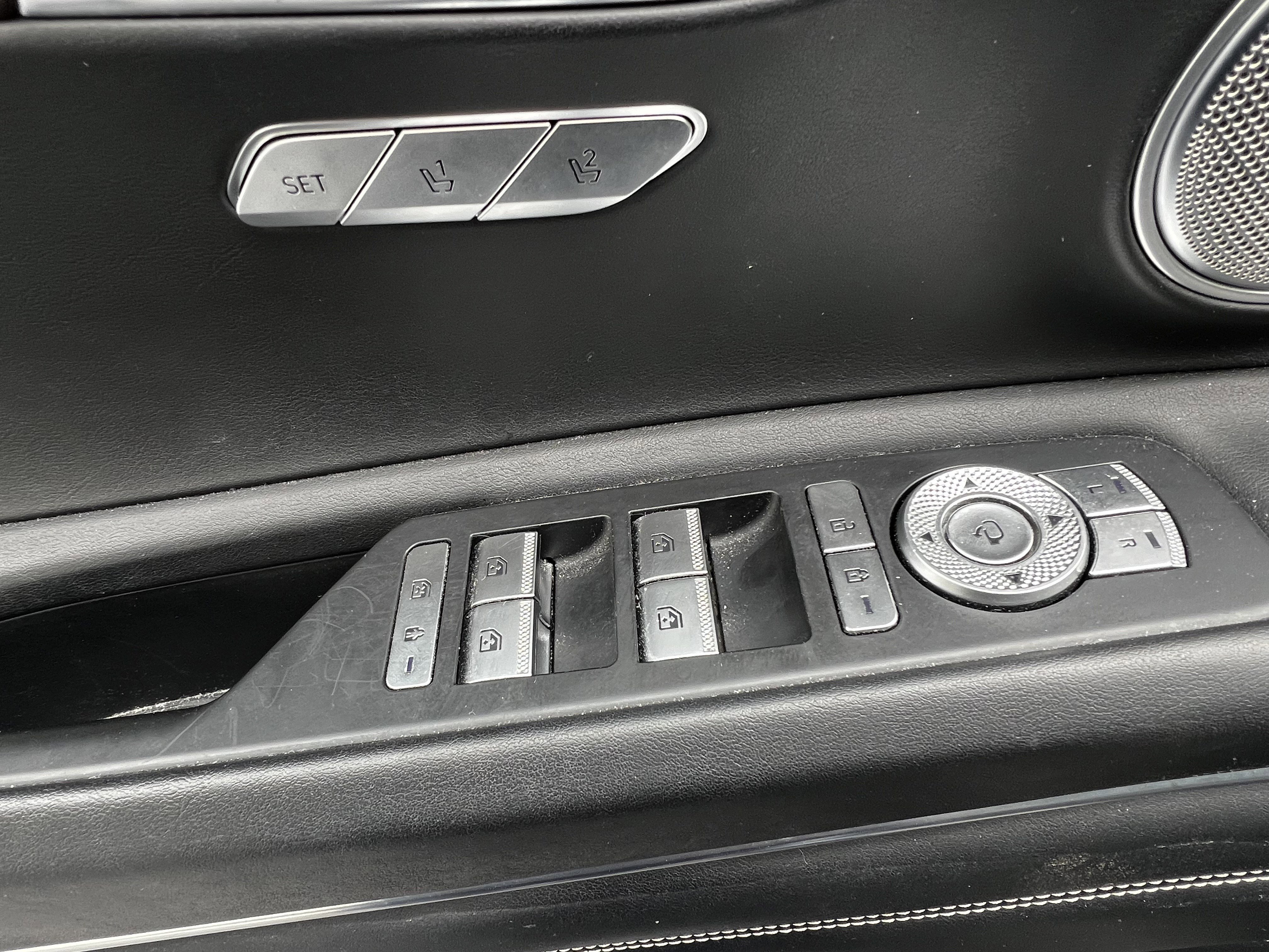 Used 2023 Genesis GV80 2.5T w/ Prestige 20" Package image 13