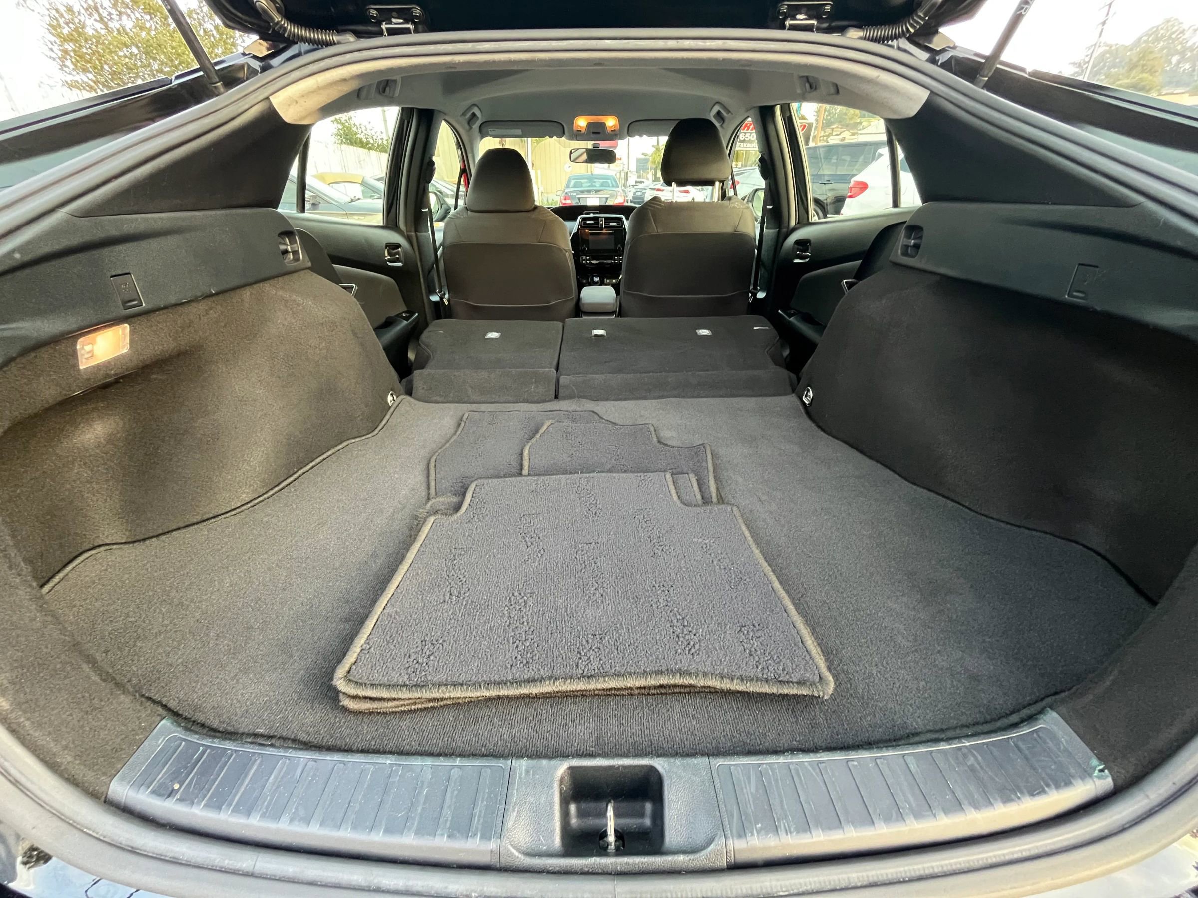 Used 2016 Toyota Prius Two FWD image 23