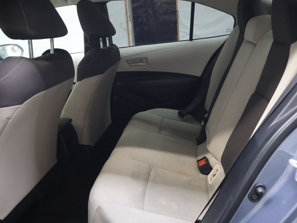 Used 2022 Toyota Corolla LE FWD image 14