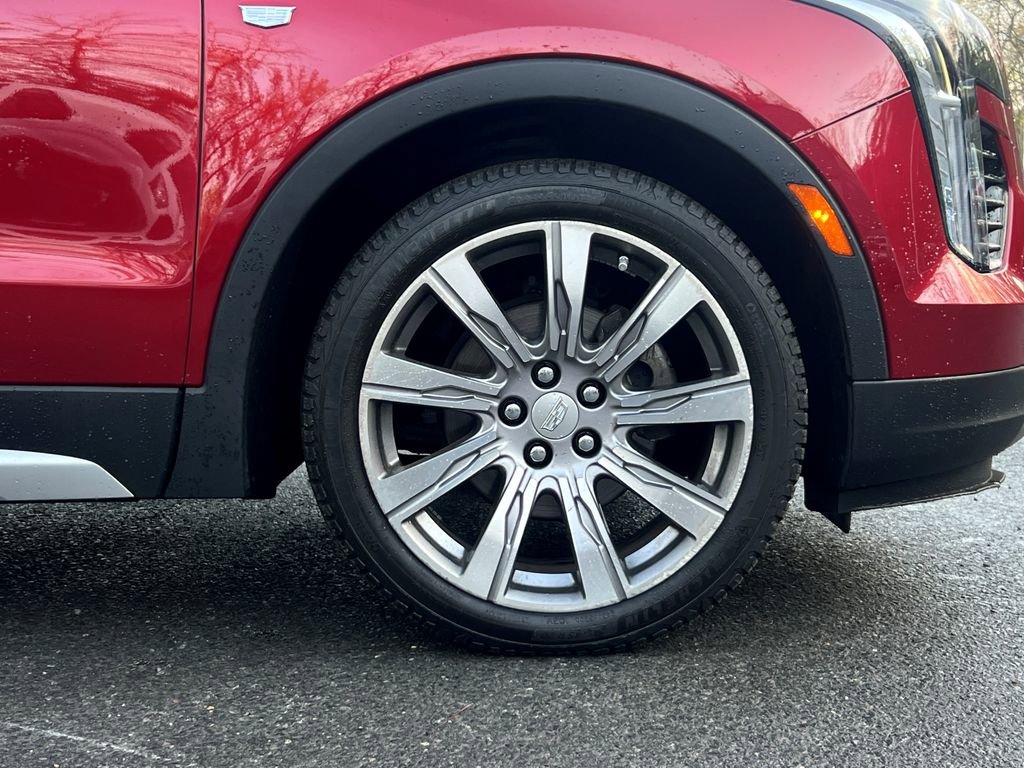 Used 2019 Cadillac XT4 Premium Luxury w/ Driver Assist Package image 9