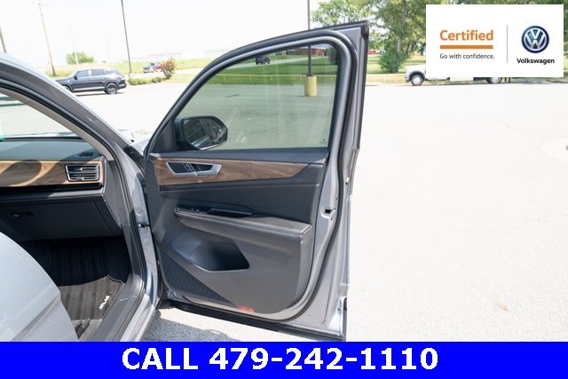 Certified 2024 Volkswagen Atlas SE image 14