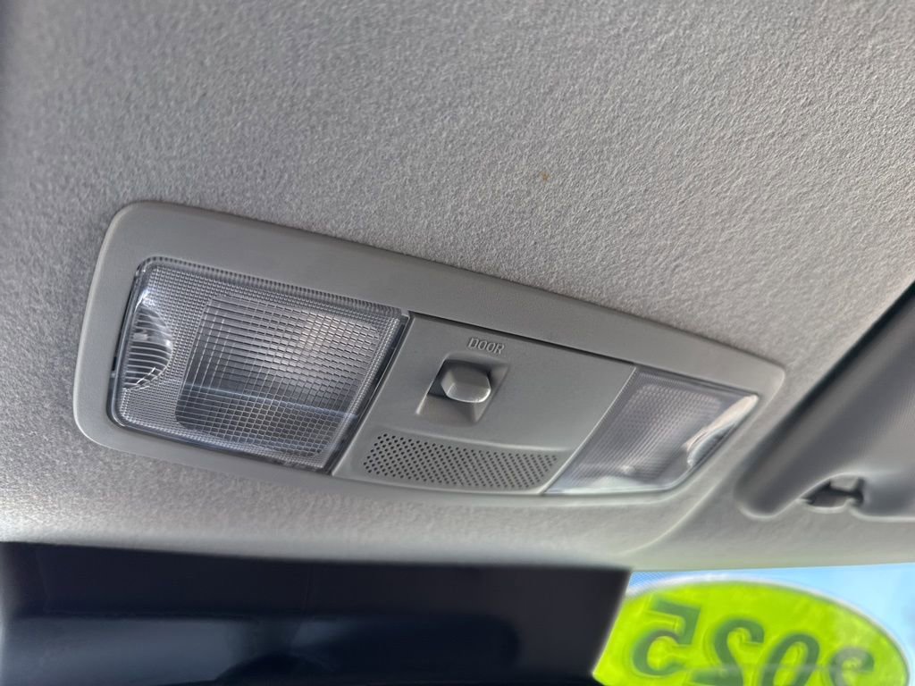 Used 2025 Mitsubishi Outlander Sport AWD image 22