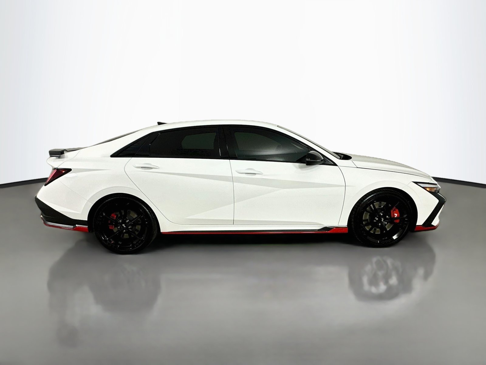 Used 2026 Hyundai Elantra N FWD image 4