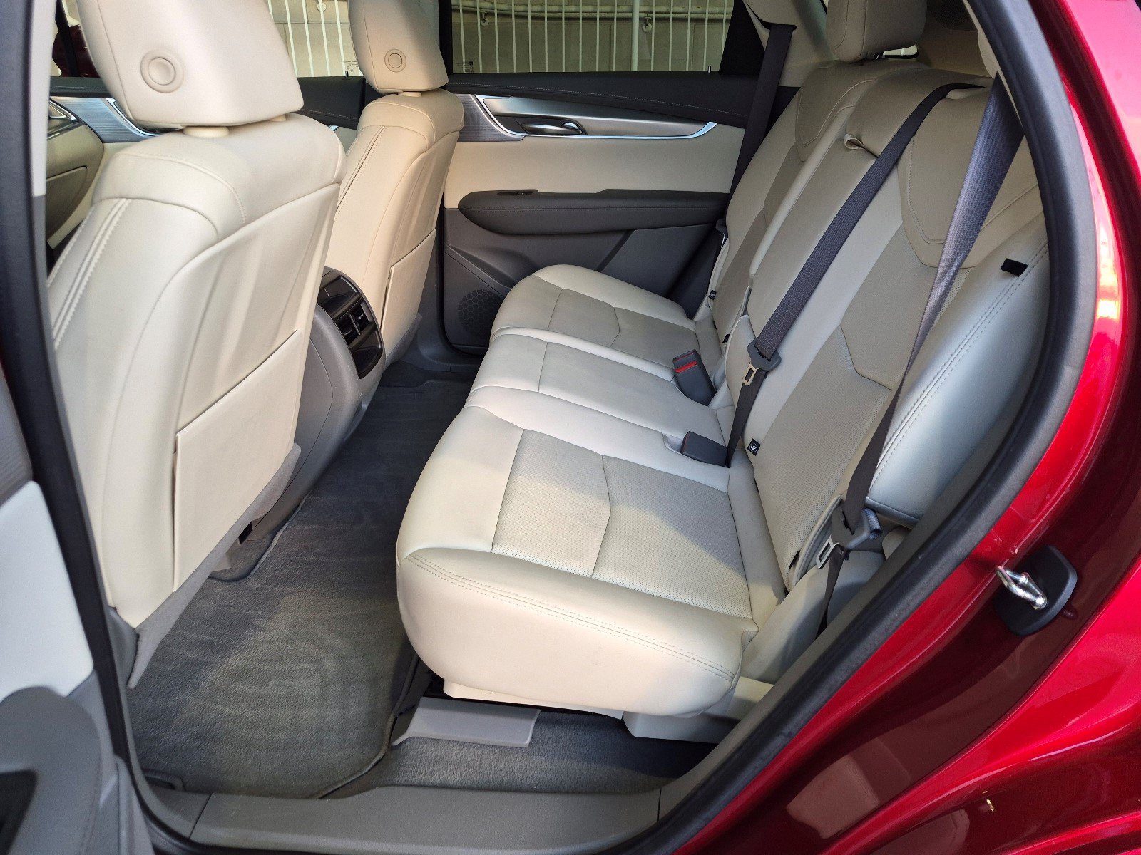 Certified 2024 Cadillac XT5 Premium Luxury AWD/4WD image 16
