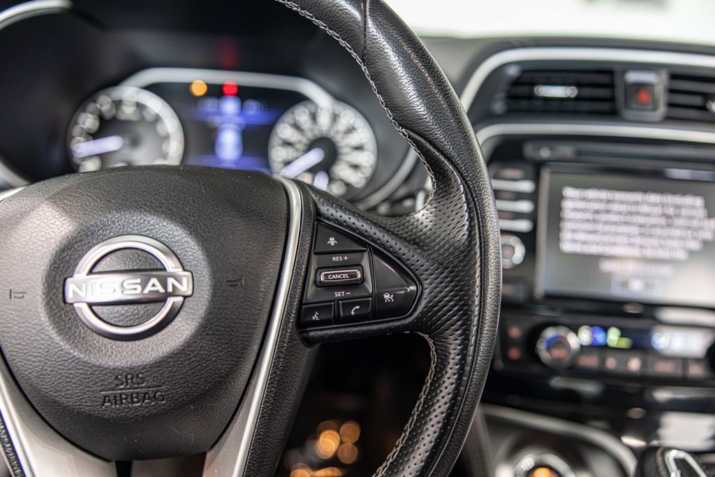 Used 2023 Nissan Maxima SL FWD image 25