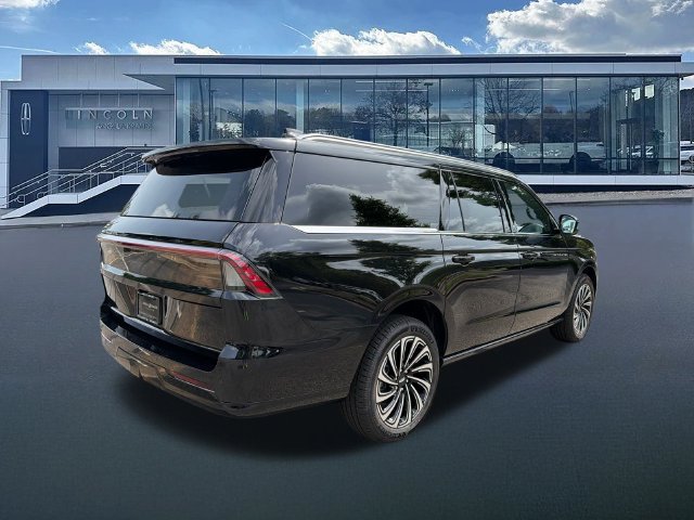 New 2027 Lincoln Navigator L Black Label AWD/4WD image 8
