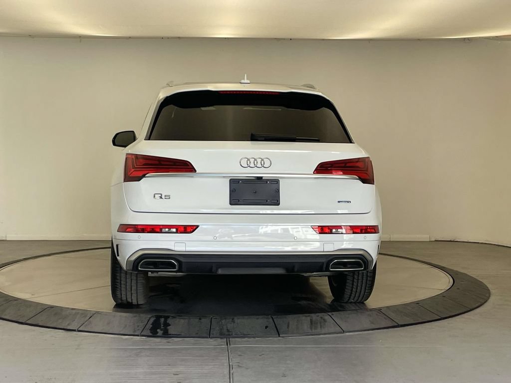 Used 2023 Audi Q5 2.0T Premium w/ Convenience Package AWD/4WD image 6