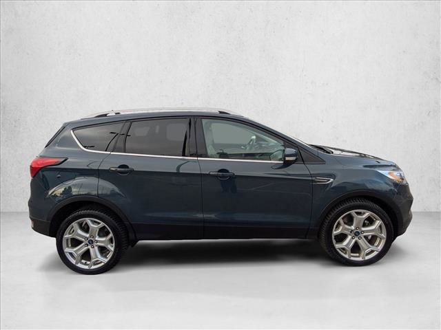 Used 2019 Ford Escape Titanium image 4
