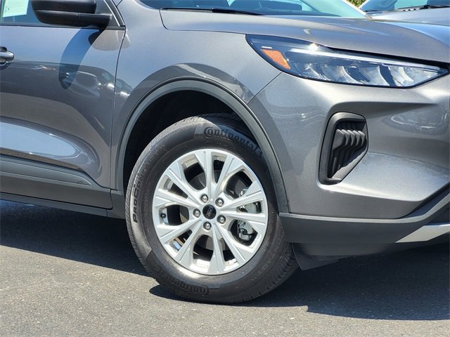 New 2025 Ford Escape Active w/ Tech Pack #1 image 2