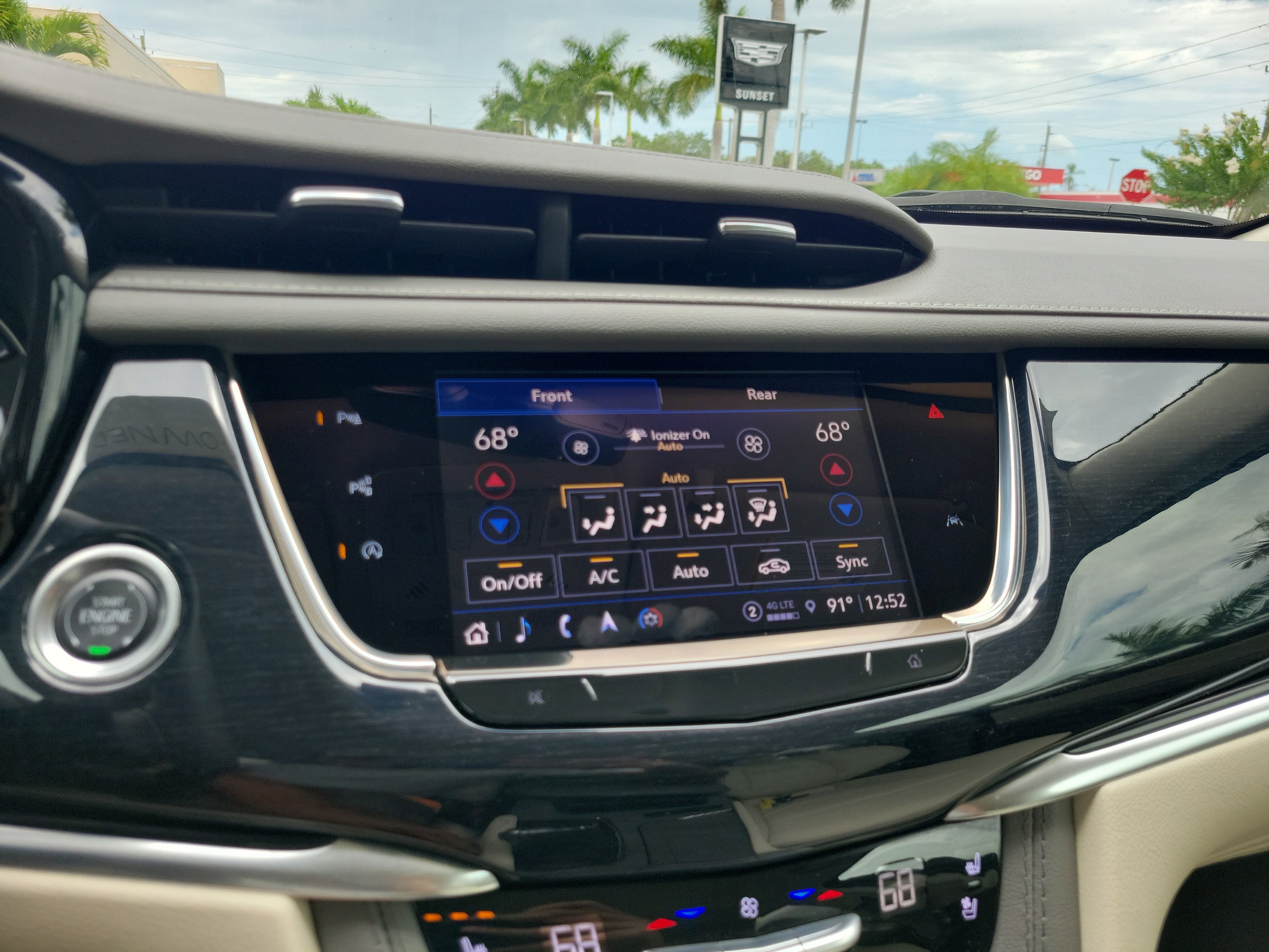 Certified 2024 Cadillac XT6 Premium Luxury w/ Technology Package FWD image 24