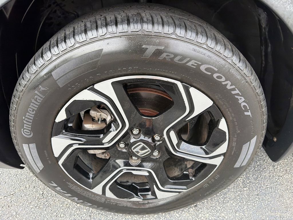 Used 2018 Honda CR-V Touring image 11