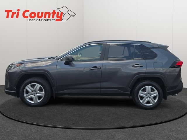 Used 2019 Toyota RAV4 LE w/ All Weather Liner Package AWD/4WD image 5
