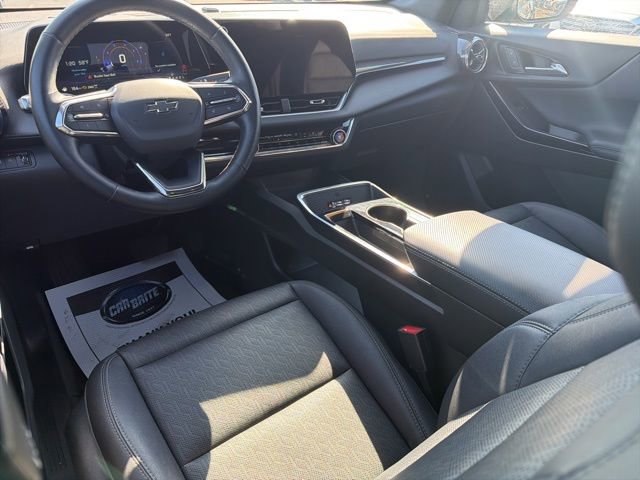 Used 2025 Chevrolet Equinox LT w/ Convenience Package II image 28