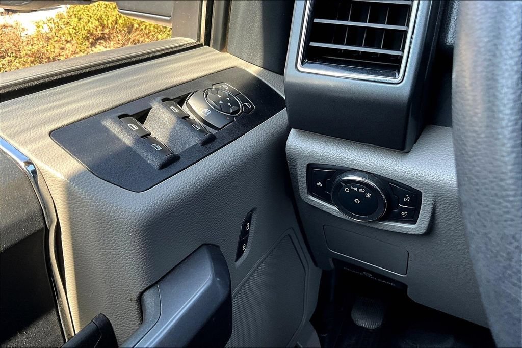 Used 2022 Ford F250 XLT AWD/4WD image 18