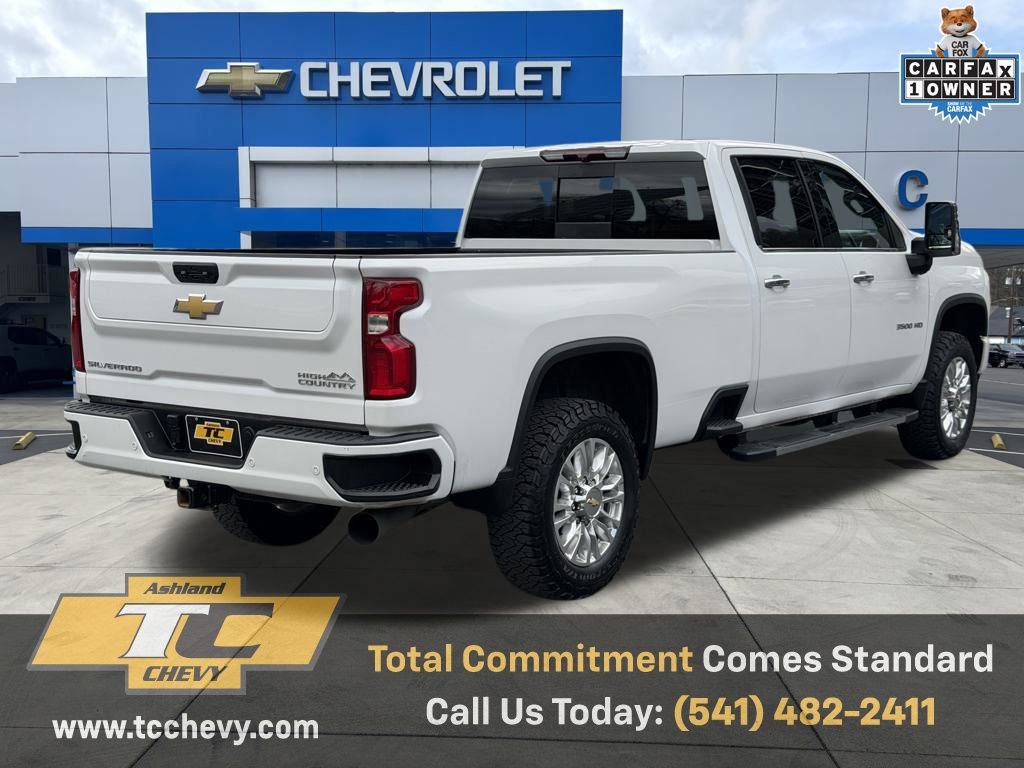 Used 2022 Chevrolet Silverado 3500 High Country w/ Safety Package II image 5