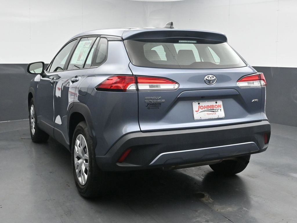 Used 2023 Toyota Corolla Cross L image 6