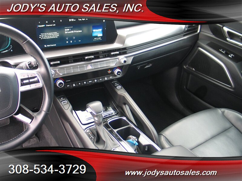 Used 2025 Kia Telluride S AWD/4WD image 7