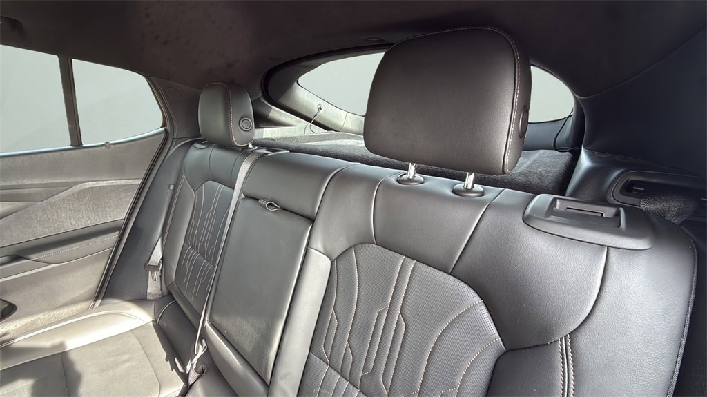 Used 2025 Buick Envista Avenir image 12