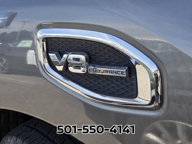Used 2017 Nissan Titan SV image 10