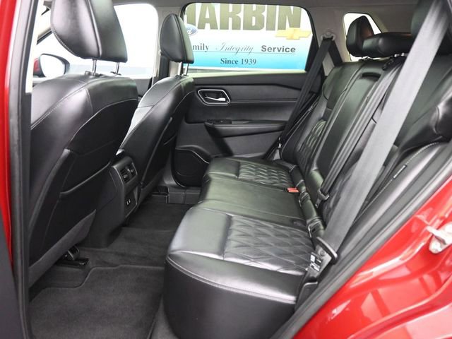 Used 2024 Nissan Rogue Platinum image 10