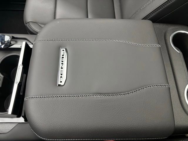 New 2026 GMC Yukon Denali w/ Denali Reserve Package image 34