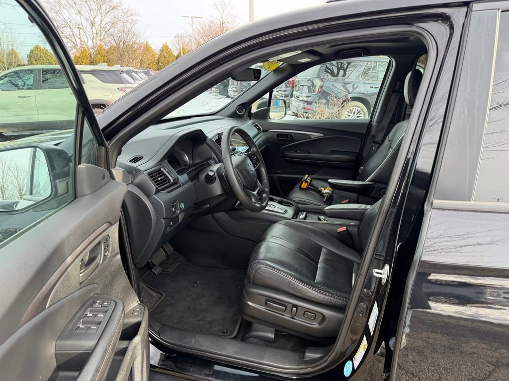 Used 2022 Honda Pilot TrailSport image 11