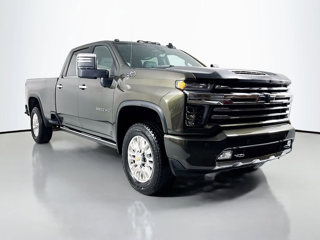Used 2023 Chevrolet Silverado 3500 High Country w/ Z71 Off-Road Package image 3