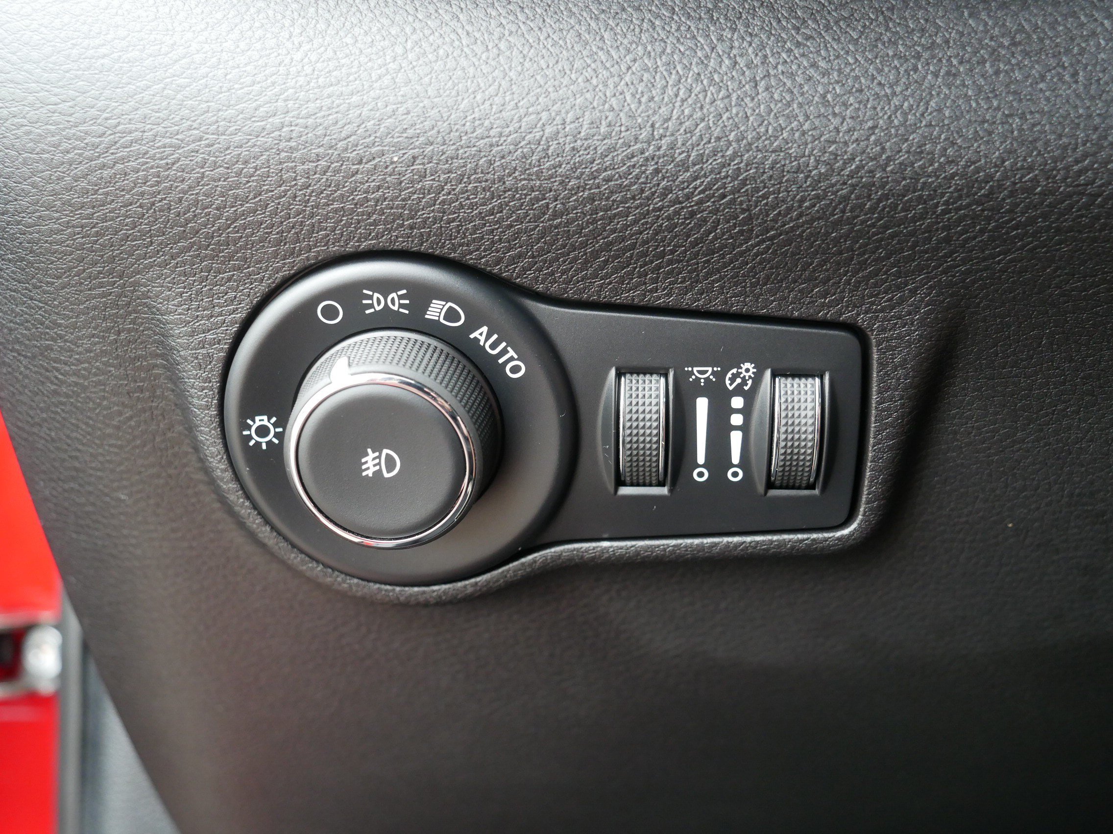 Used 2025 Jeep Compass Limited w/ Elite Group AWD/4WD image 26